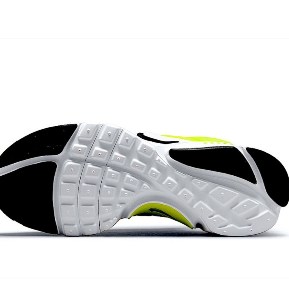 Volt Neon green Nike Presto, white sole, worn once, comes with box, lime green - Picture 3 of 4